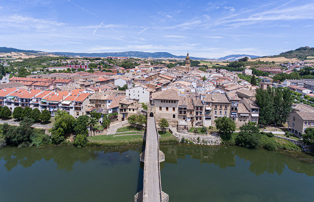Fotos aéreas - Puente la Reina