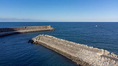 Fotografía con dron en zona de costa de Orio 001