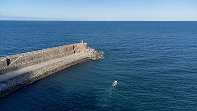Fotografía con dron en zona de costa de Orio 003