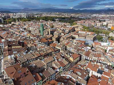 Fotografía con dron en la parte vieja de Pamplona. Vista panorámica