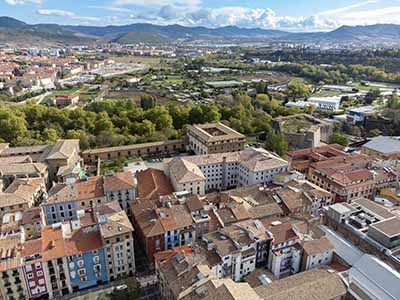 Fotografía con dron en la parte vieja de Pamplona. Vista panorámica